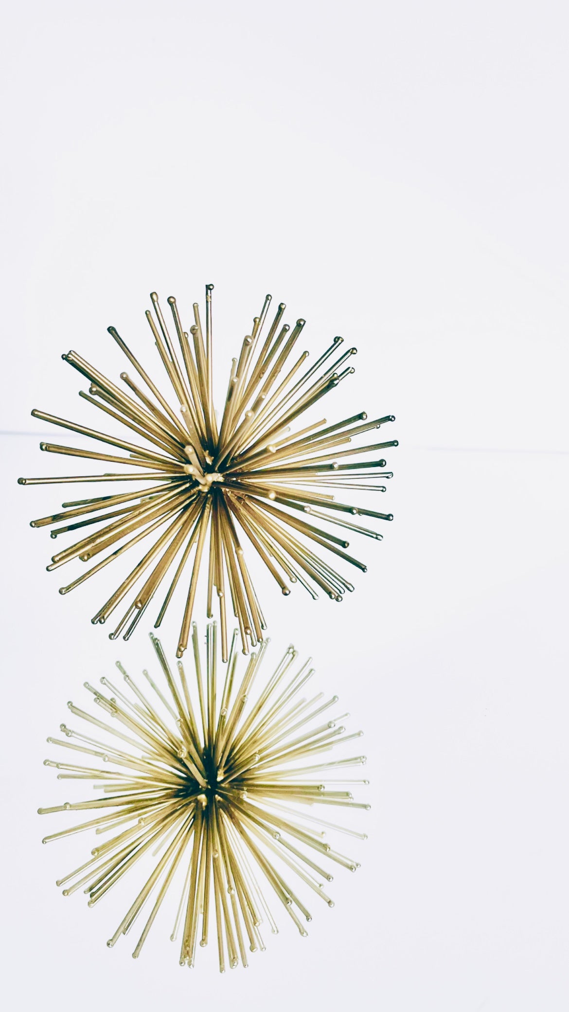 Gold Metal Spikey Orb