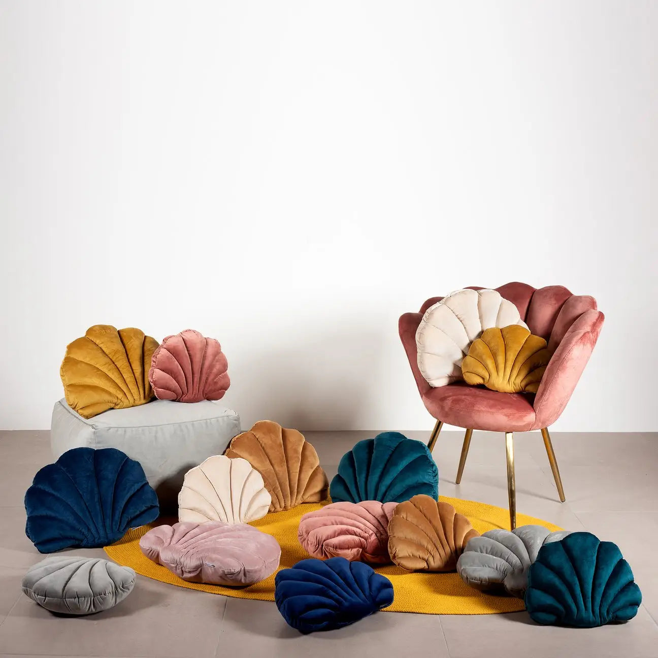 Velvet Shell Cushion